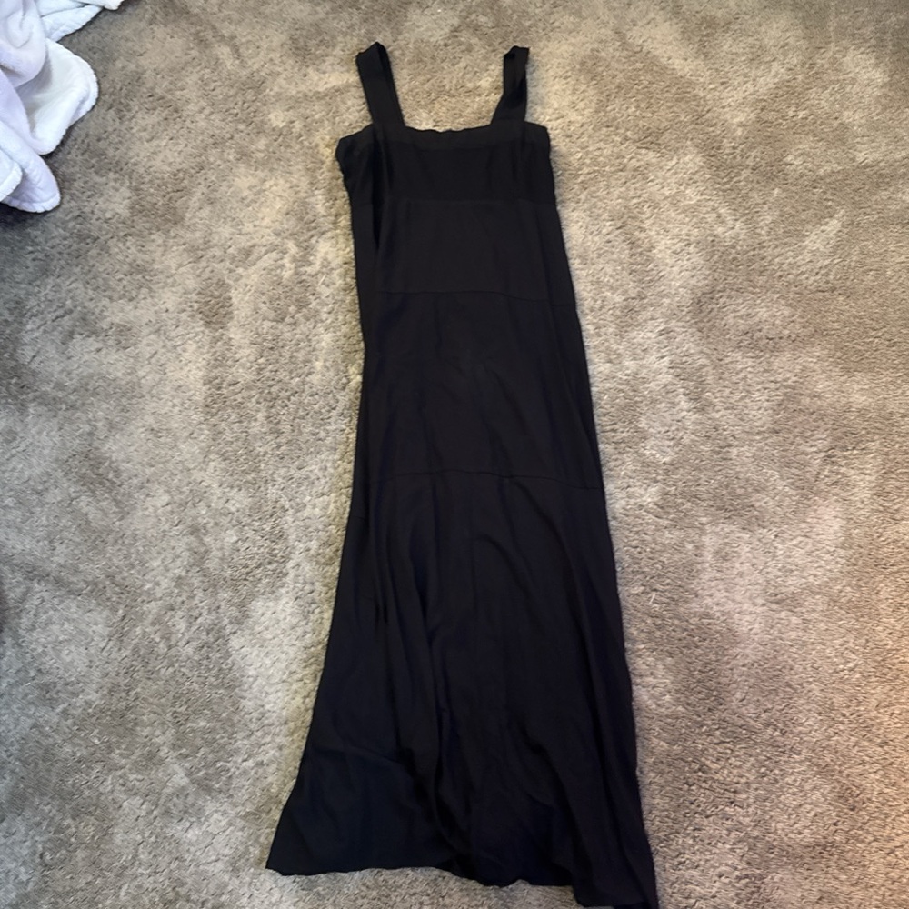 Elegant Black Maxi Dress